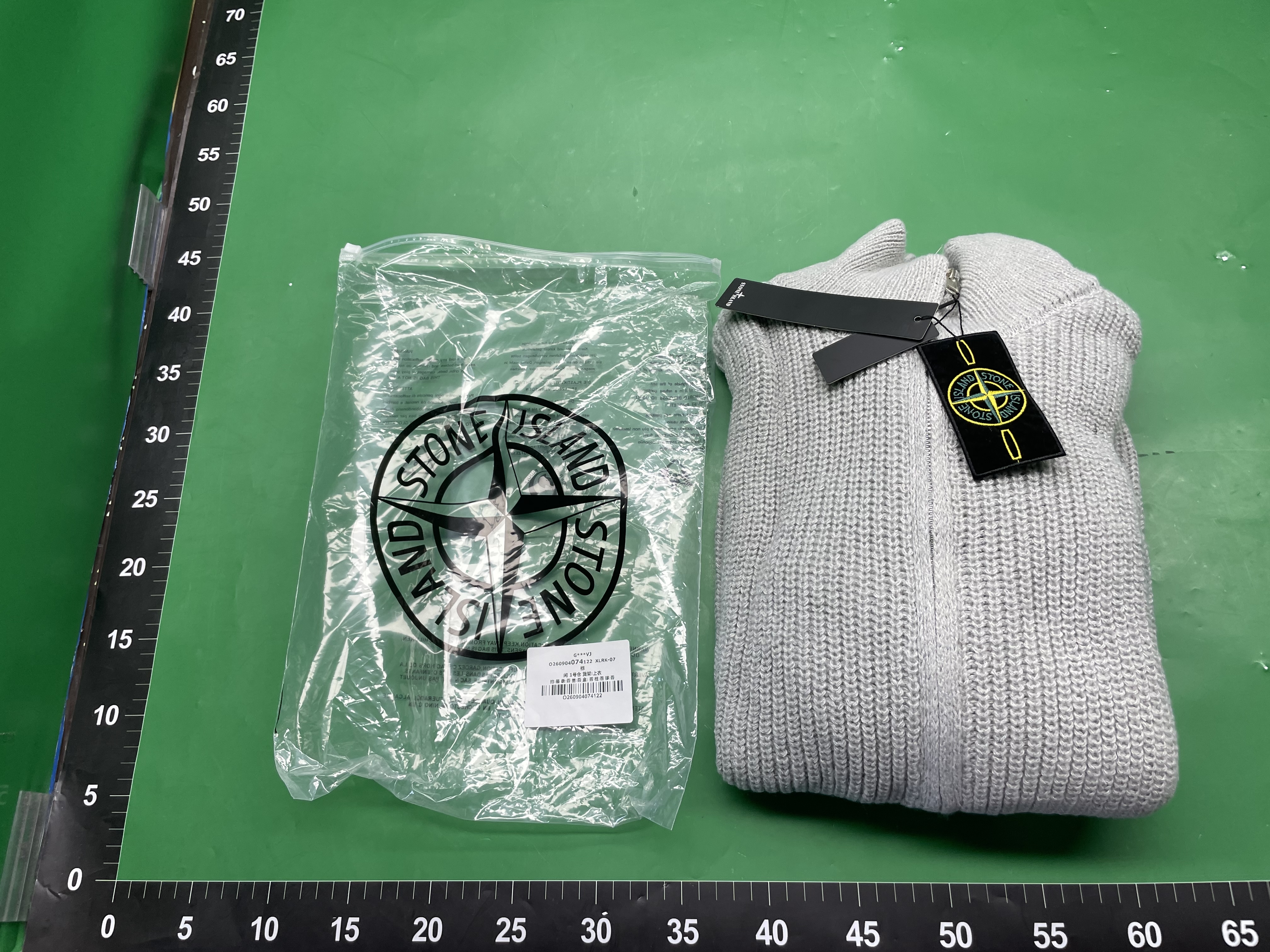 欧美潮牌男女开衫立领毛衣秋冬保暖立领宽松双拉链情侣针织衫 — foto QC 1