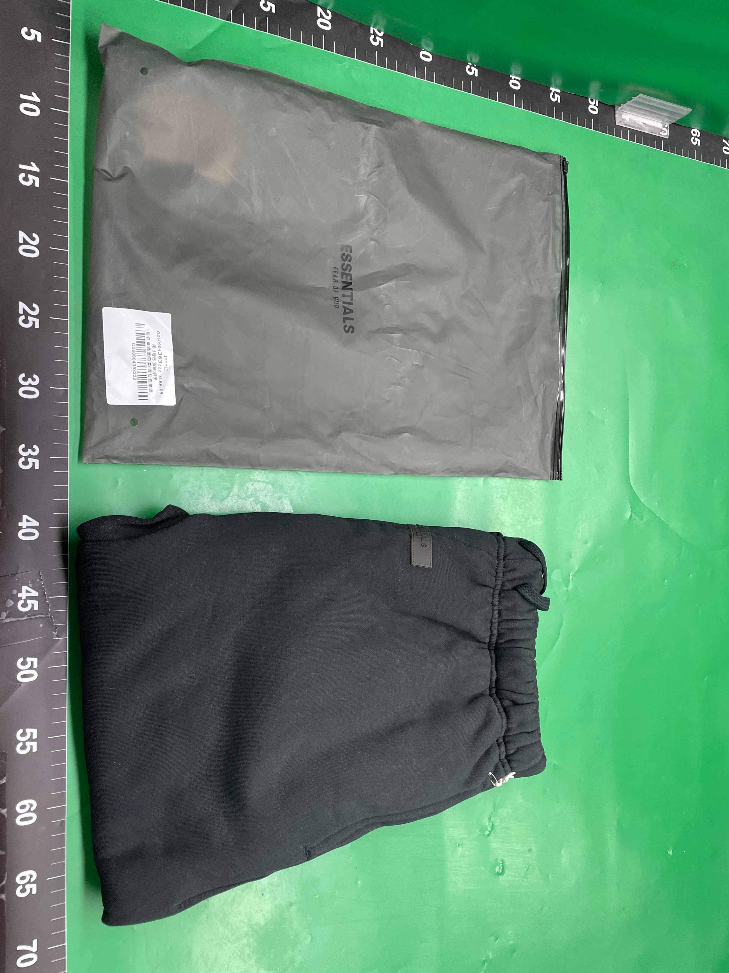 Essentials-SS22- Sweatpants小标植绒款 束脚长裤 — foto QC 1