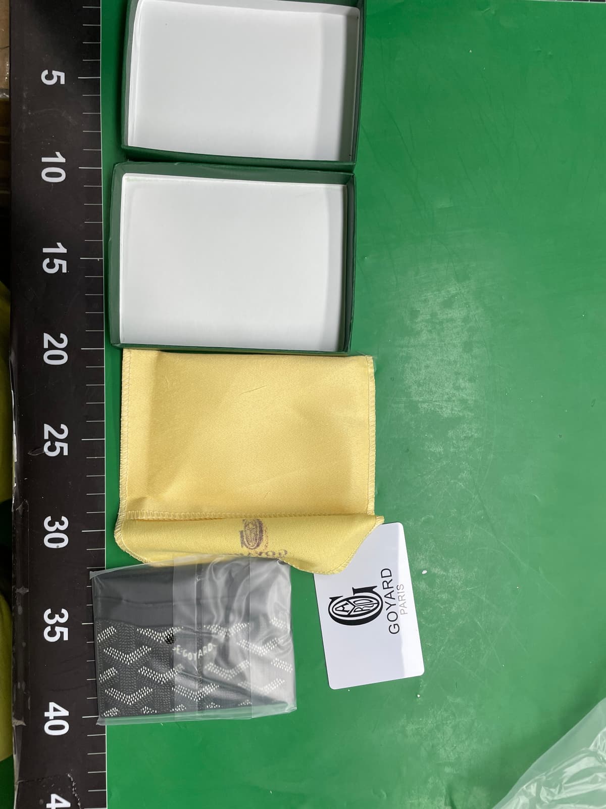 戈家卡包狗牙卡包超薄男士经典真皮卡套女士收纳卡片夹通用卡包 — miniatura QC 2