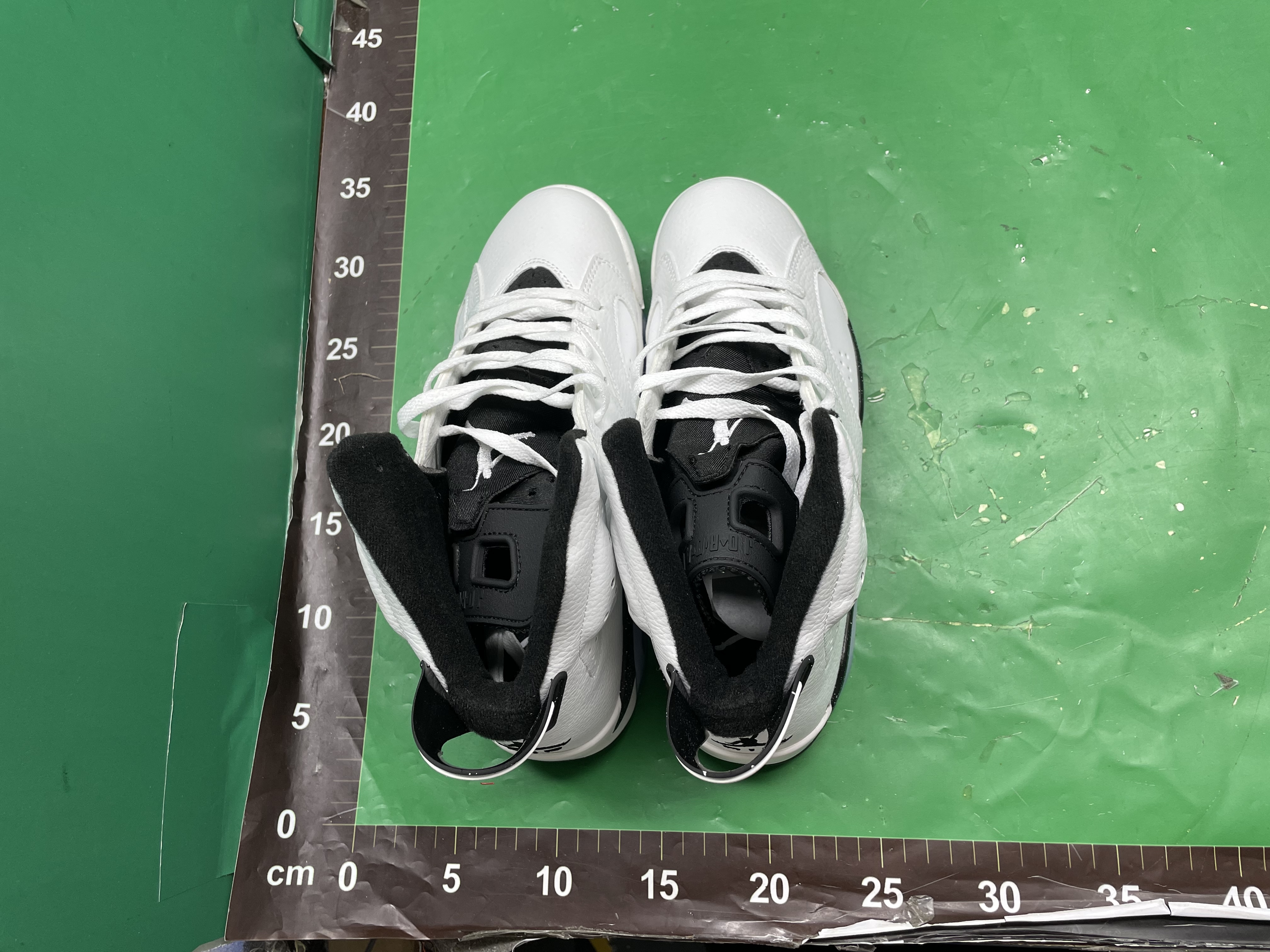 纯原aj6篮球鞋男高帮耐磨运动鞋增高休闲鞋实战潮流百搭耐磨球鞋 — foto QC 1