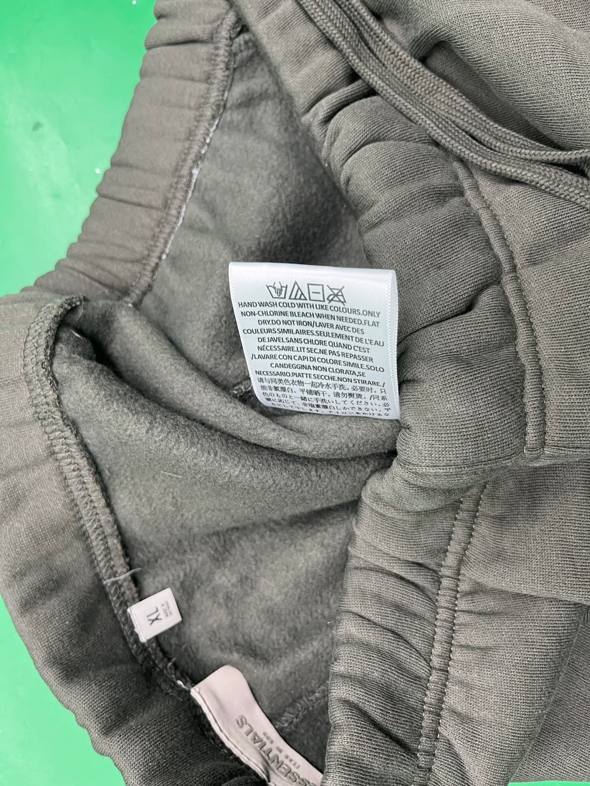 Essentials Drop2 SS23 SS23 Drop2 Terry Short Plum 纯色抽绳短 — miniatura QC 4