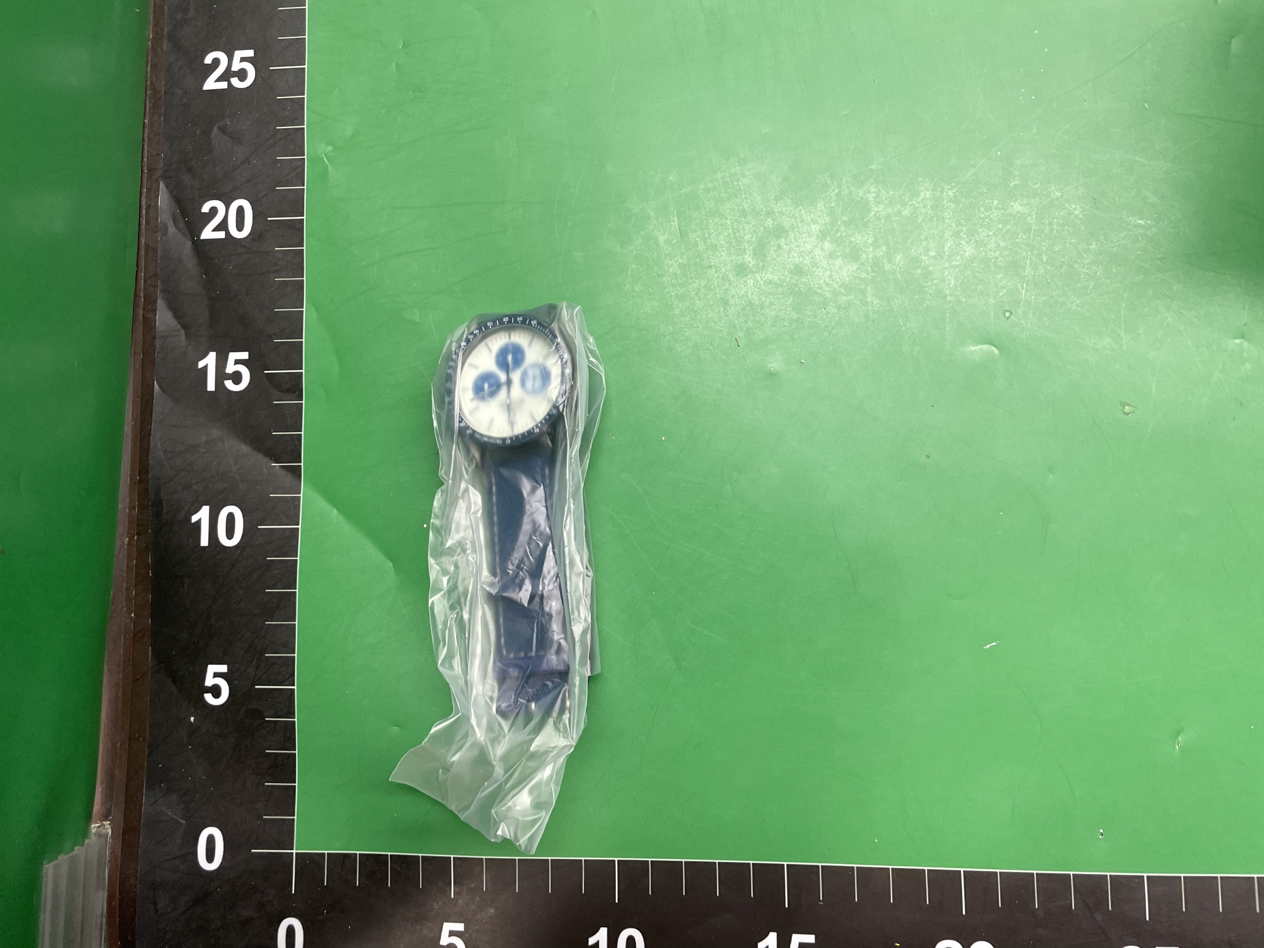 外贸跨境电商手表 时尚欧家潮流男士石英商务潮流日历型休闲腕表 — miniatura QC 5