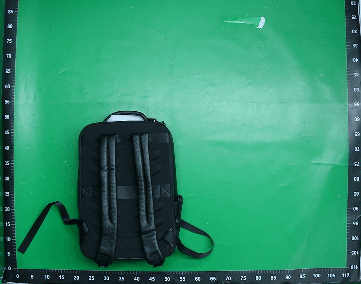 新款纯PU双肩包男款商务通勤包男士电脑包大容量出差背包 — foto QC 1