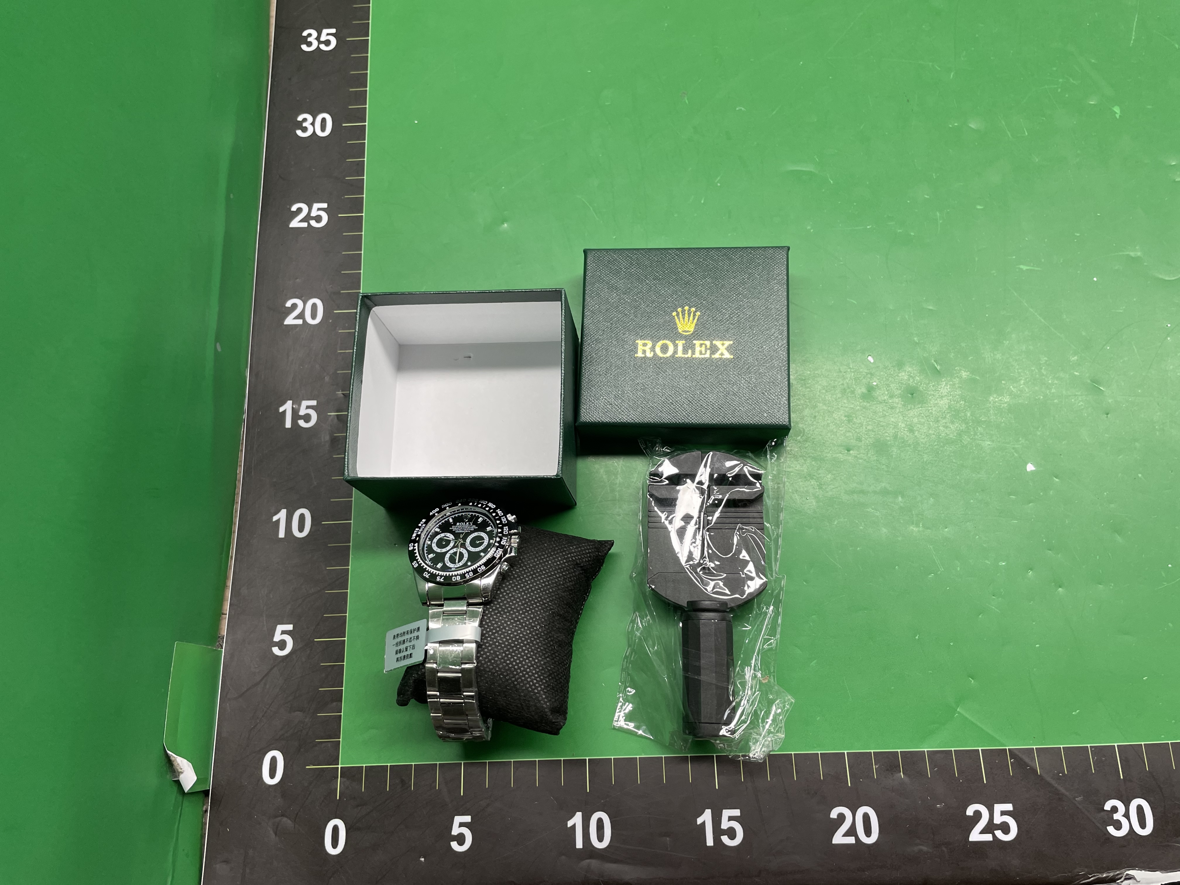 迪通拿手表商务石英表手表六针三眼经典熊猫迪手表厂家丹尼路手表 — foto QC 1
