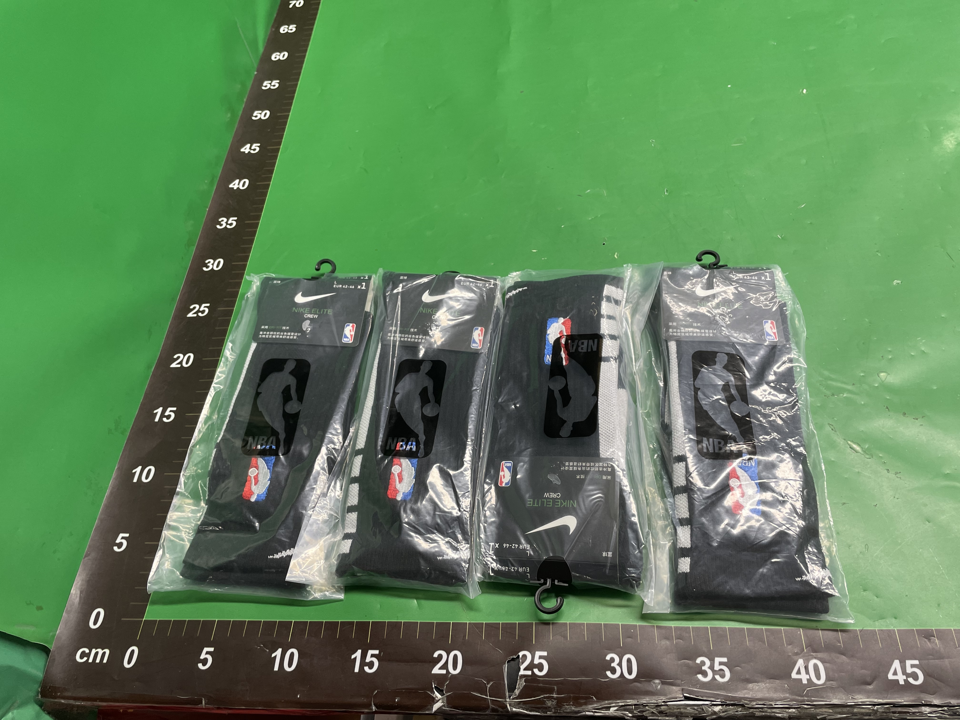 刺绣款NBA篮球袜毛巾底中筒长筒训练实战美式耐磨防滑吸汗运动袜 — foto QC 1