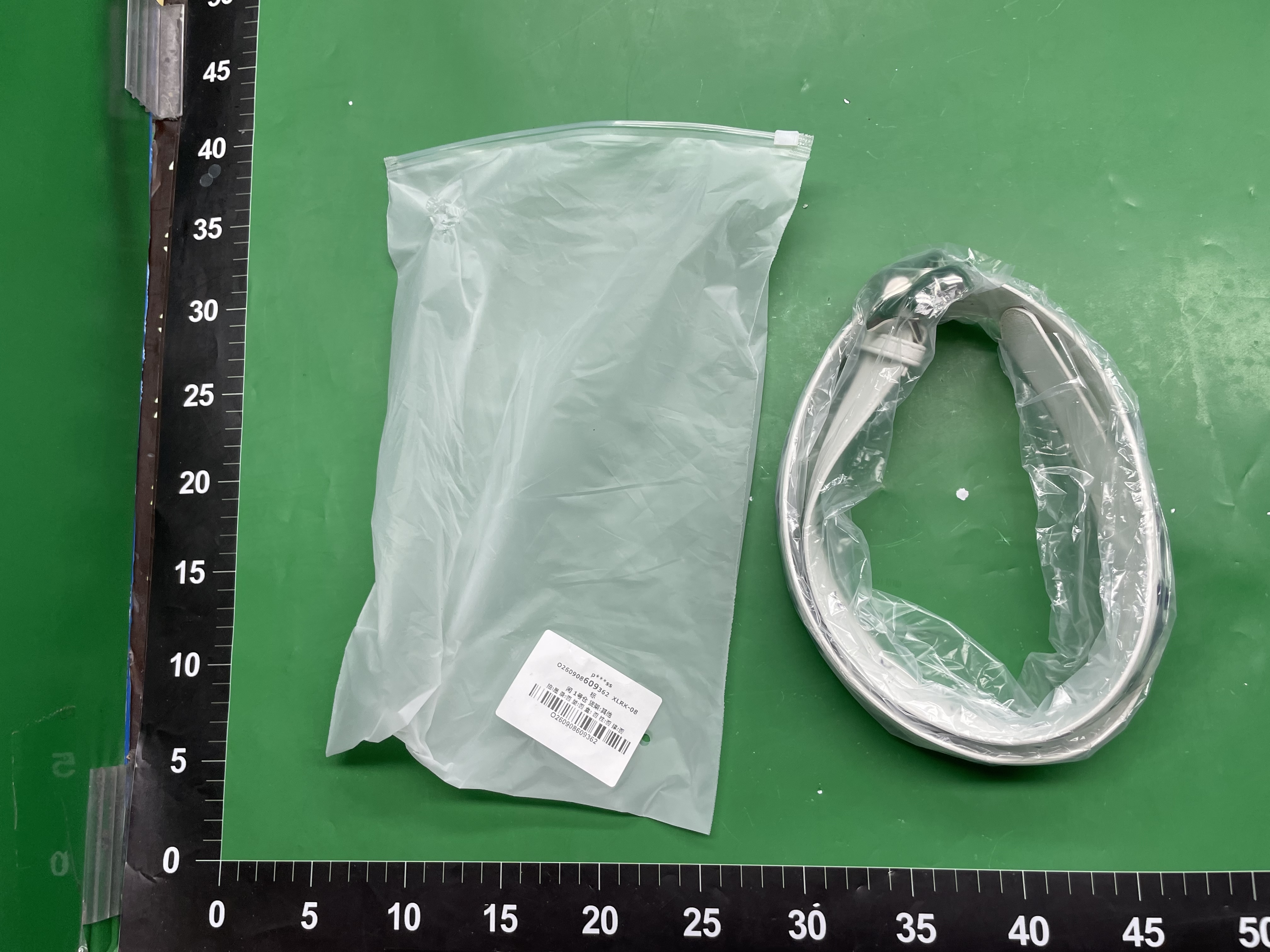 大舌头CH圣剑十字架皮带男滚轮镂空常青款藤蔓女士腰带打孔百搭 — miniatura QC 2