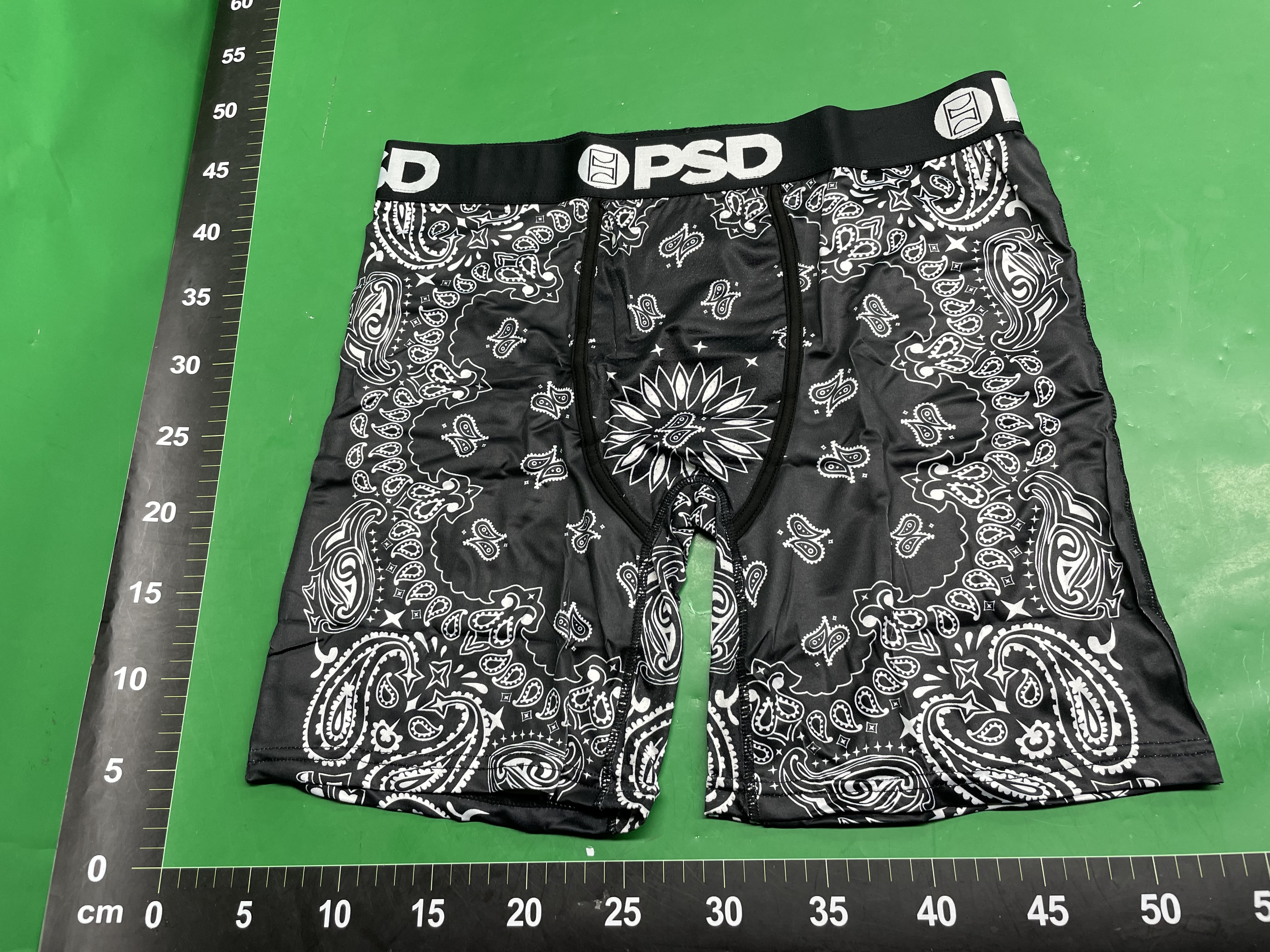 潮牌PSD冰丝涤纶短裤衩沙滩裤印花动漫舒适运动跑步平角内裤男士 — miniatura QC 4