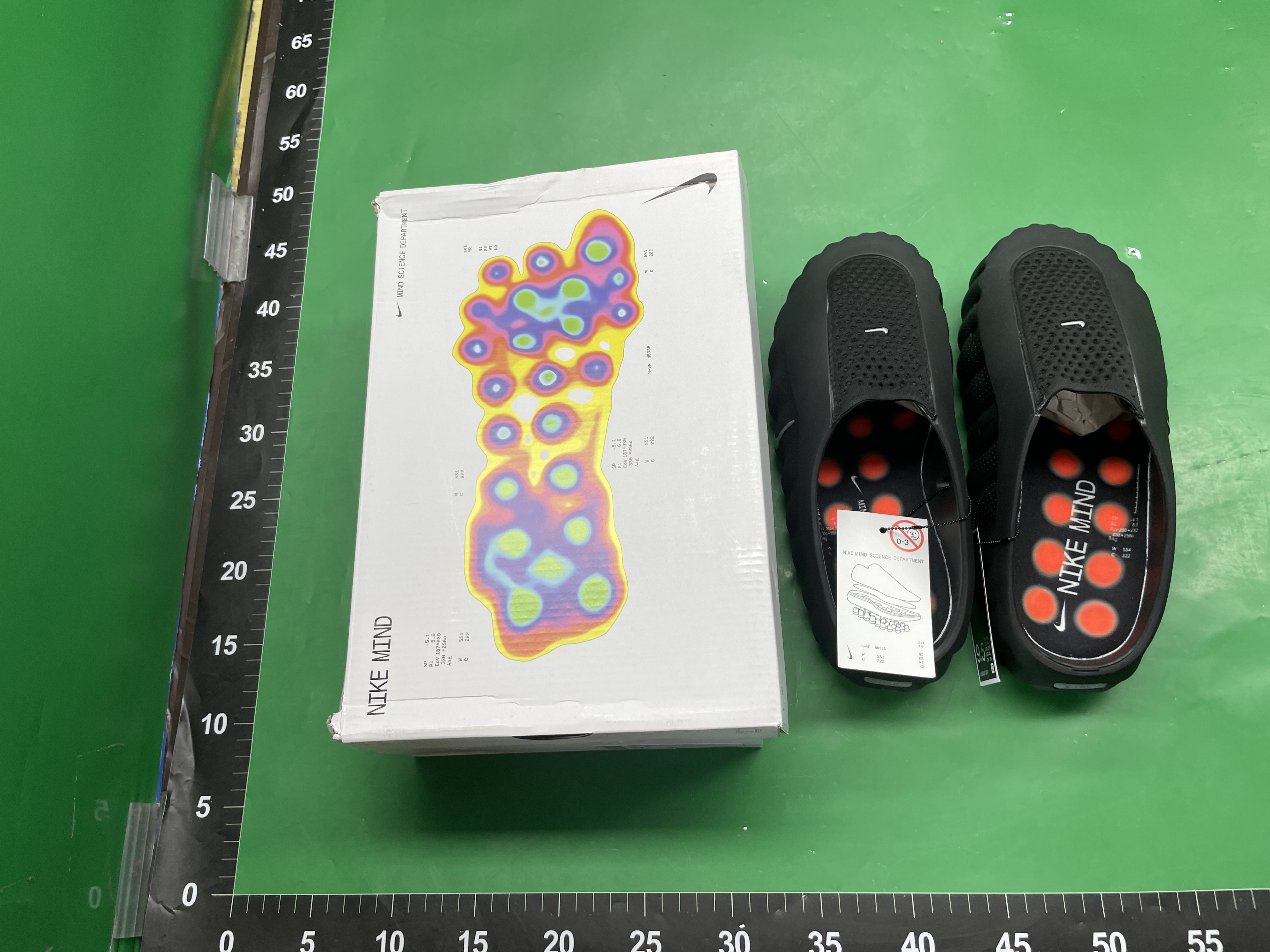 莆田现货外贸新款运动鞋Mind 001沙滩鞋休闲舒适一脚蹬包头拖鞋 — miniatura QC 3