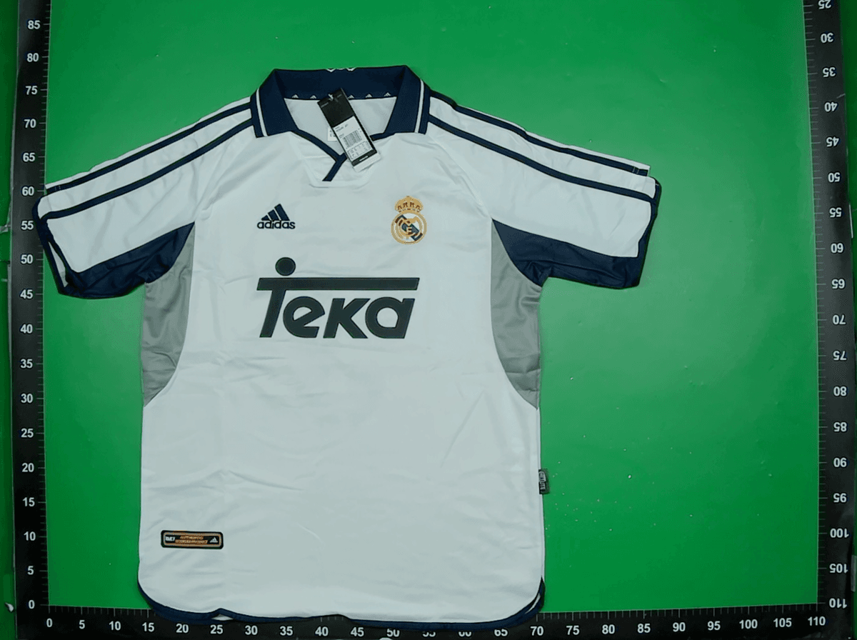 Real Madrid球迷版C罗复古版各年份90001020球衣一件代发 — miniatura QC 2