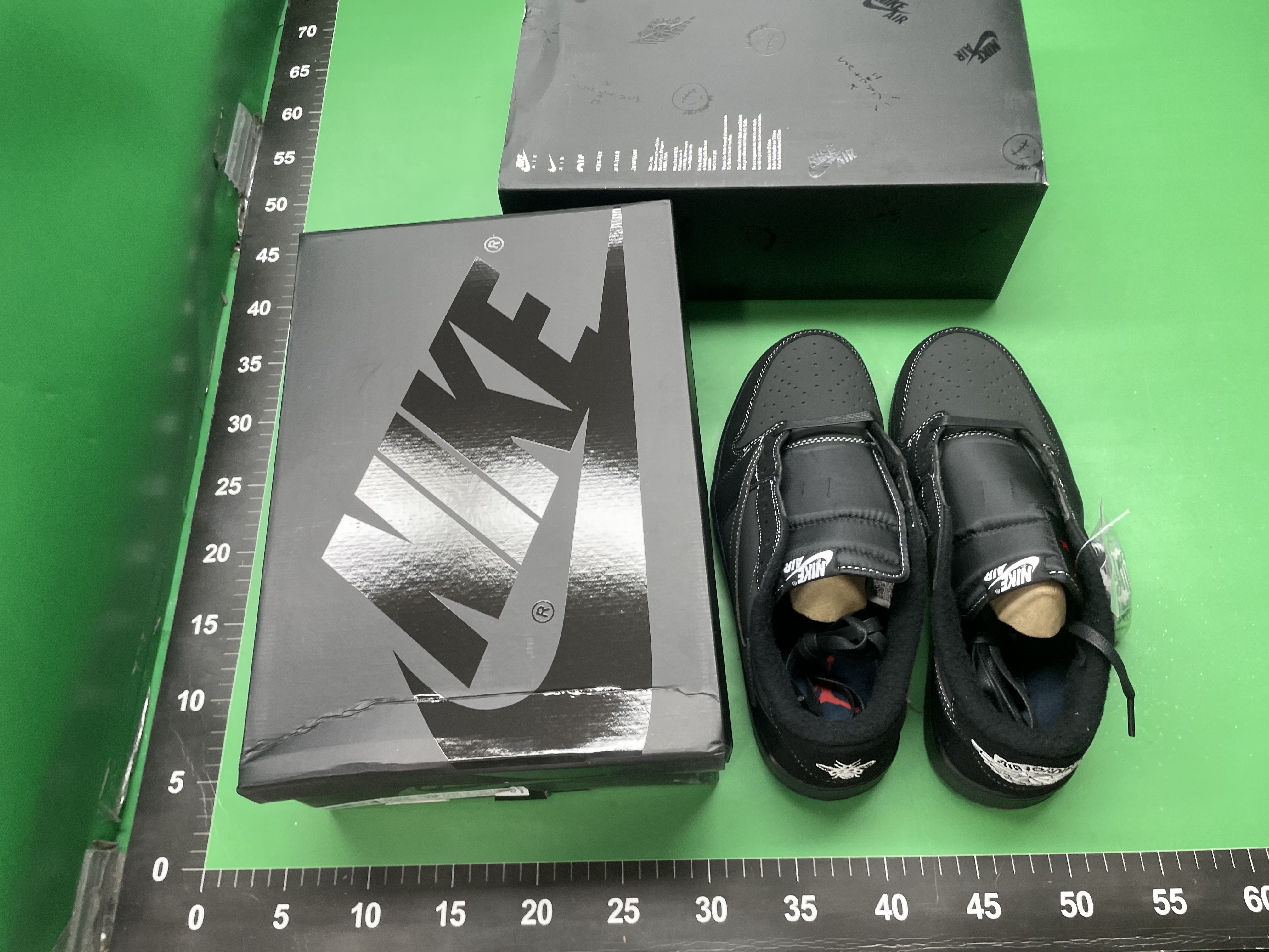 AJ1倒钩TS联名闪电篮球鞋情侣男女休闲板鞋乔1倒钩低帮男鞋 — miniatura QC 2