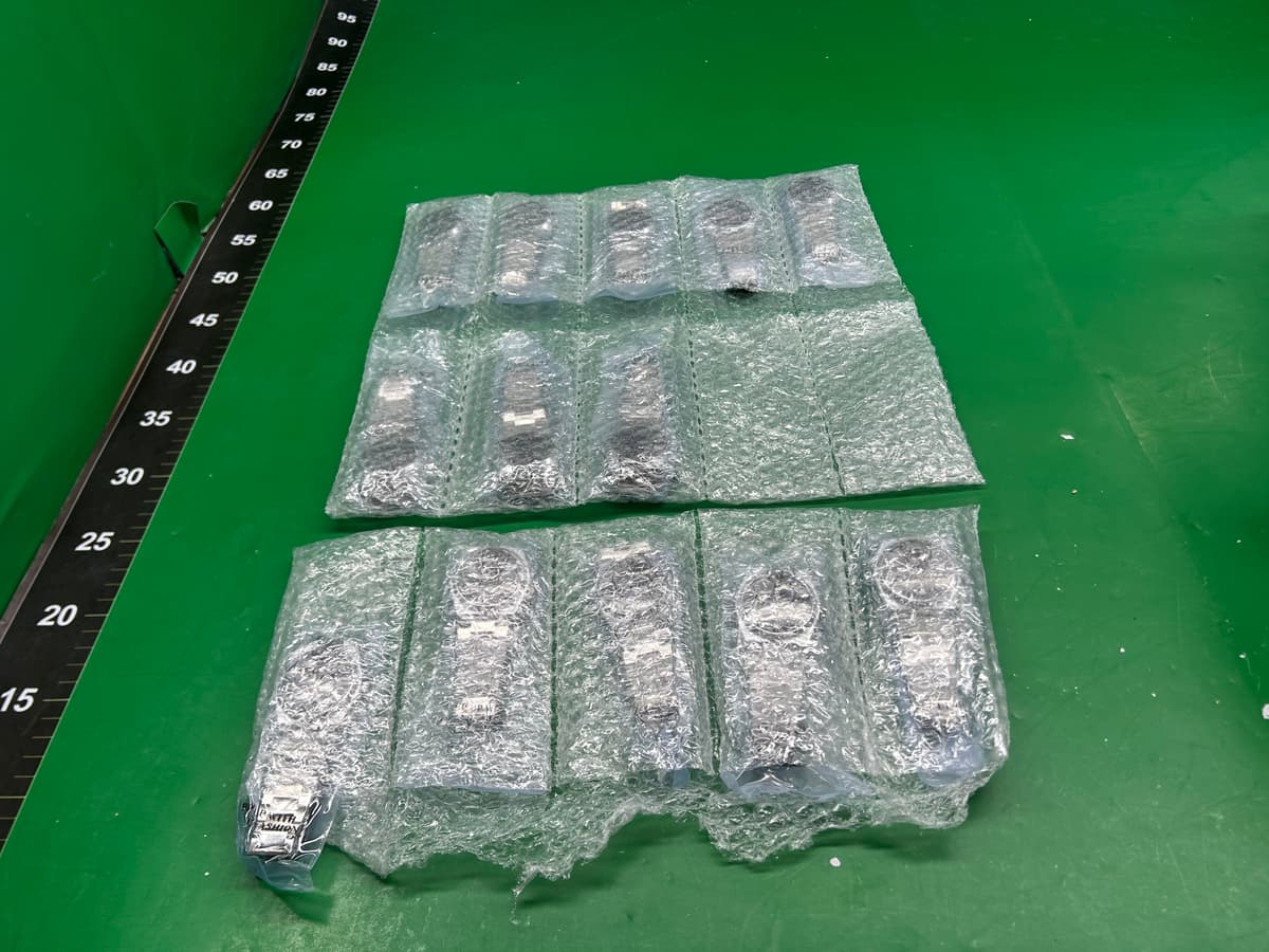 瑞士品牌超薄款奢华男士手表防水夜光石英表直播外贸爆款一件代发 — miniatura QC 2