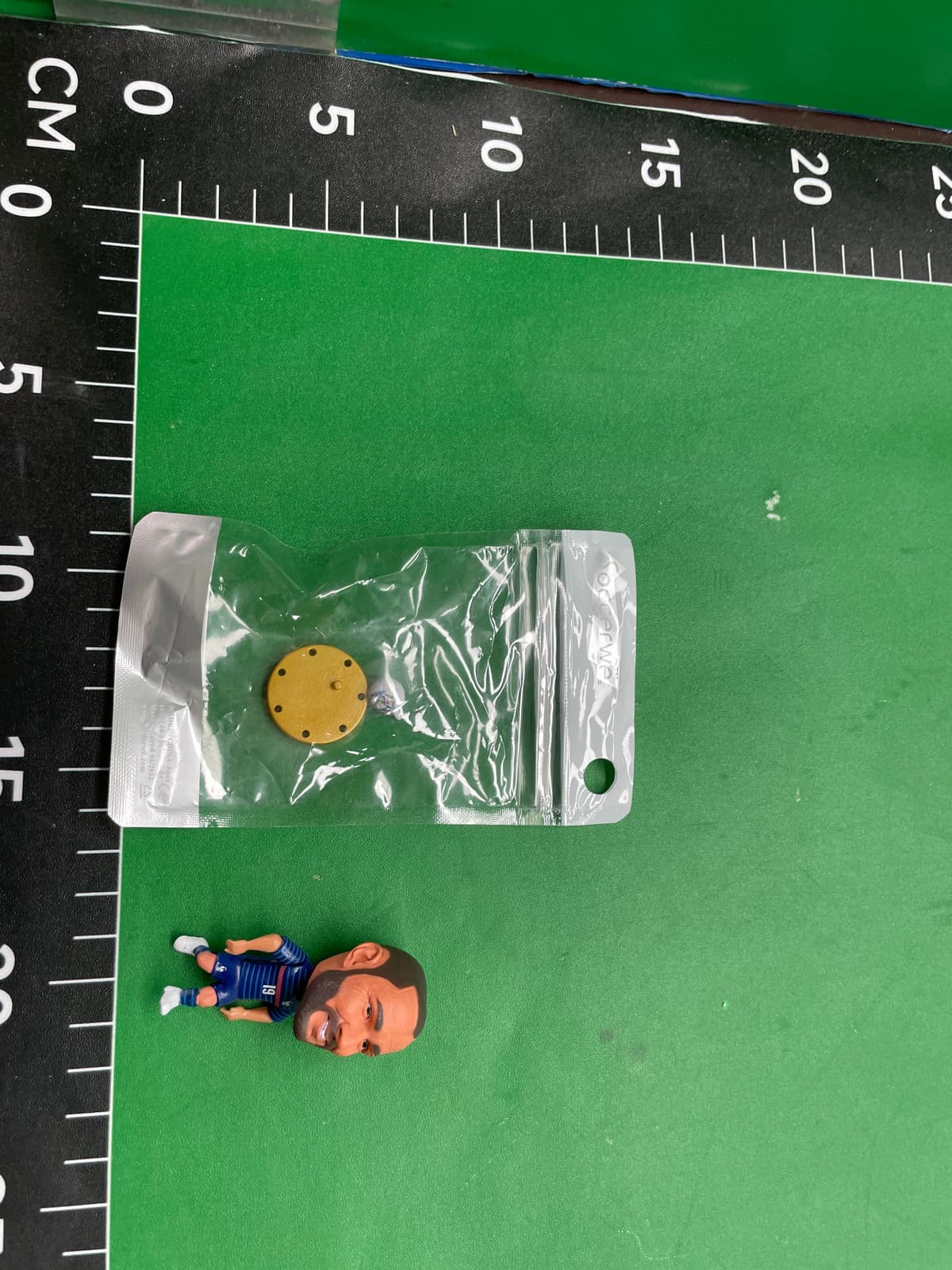 世界杯球星人偶C罗莫德里奇穆勒梅西亚马尔凯恩足球摆件模型公仔 — miniatura QC 2