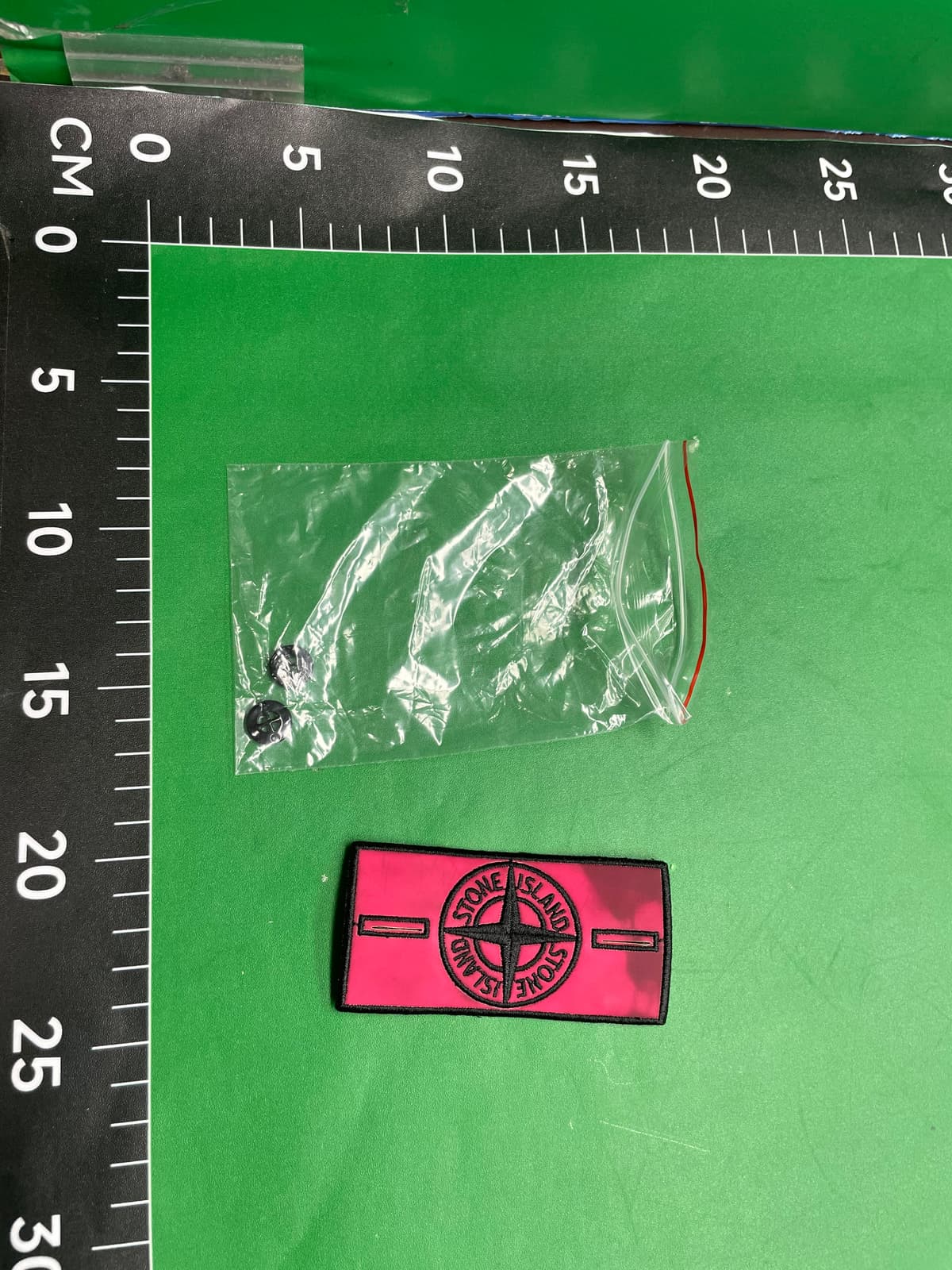 自制科技面料 温感变色 温变材料 STONE 经典罗盘袖章 — foto QC 1