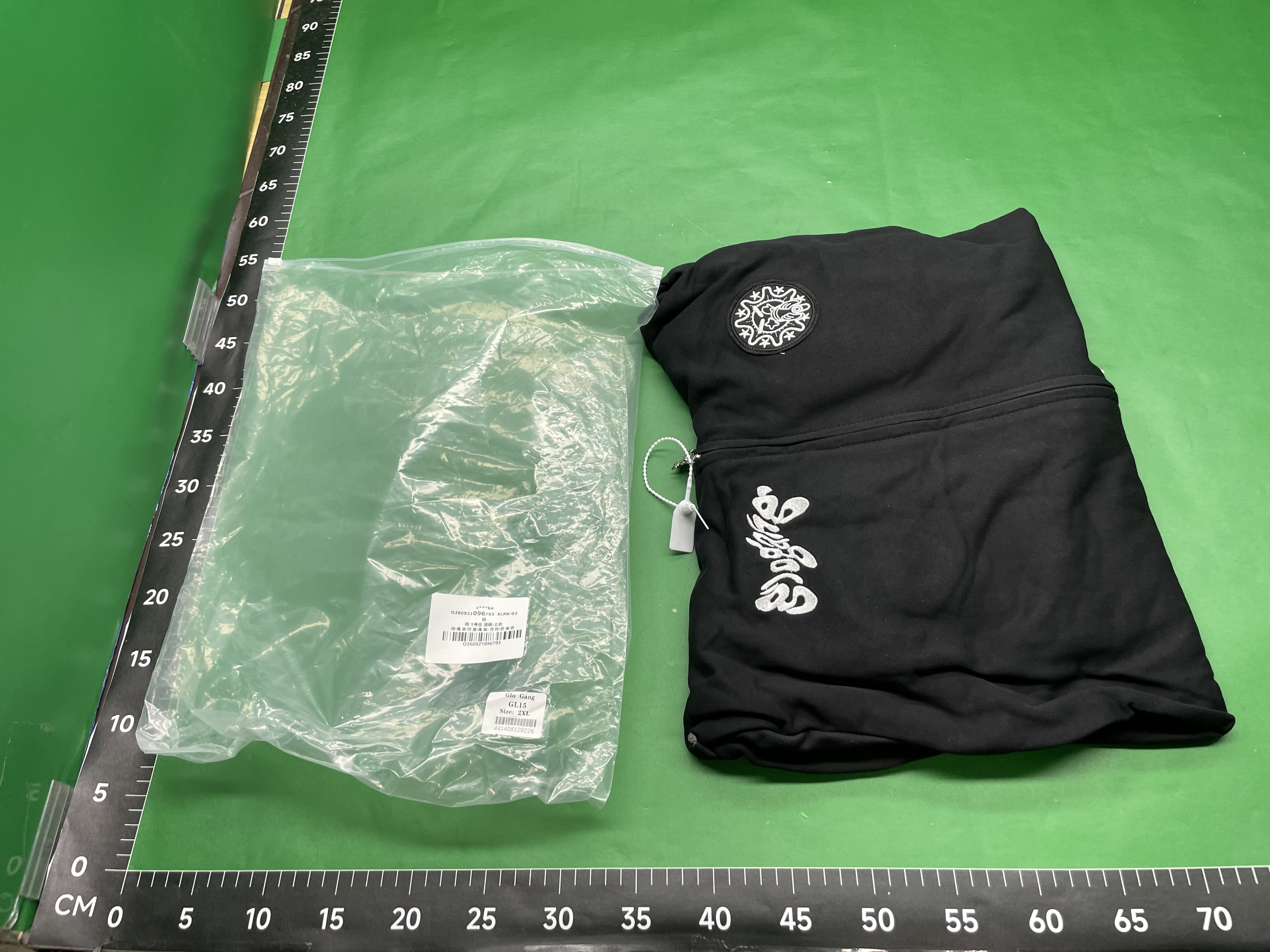 26ss跨境潮牌新款GLO连帽拉链刺绣贴钻lOGO男女宽松街头拉链卫衣 — foto QC 1