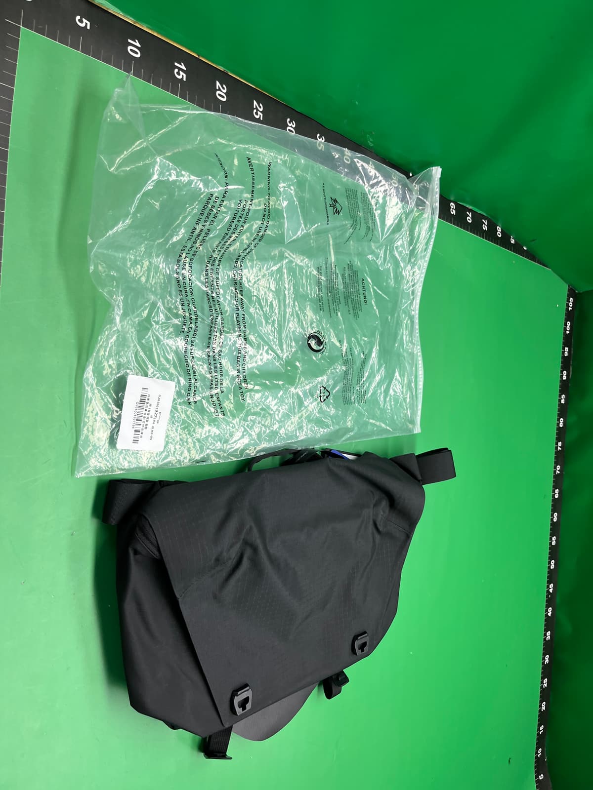 Granville10 Courier Bag男女通用城市机能运动休闲包通勤邮差包 — foto QC 1