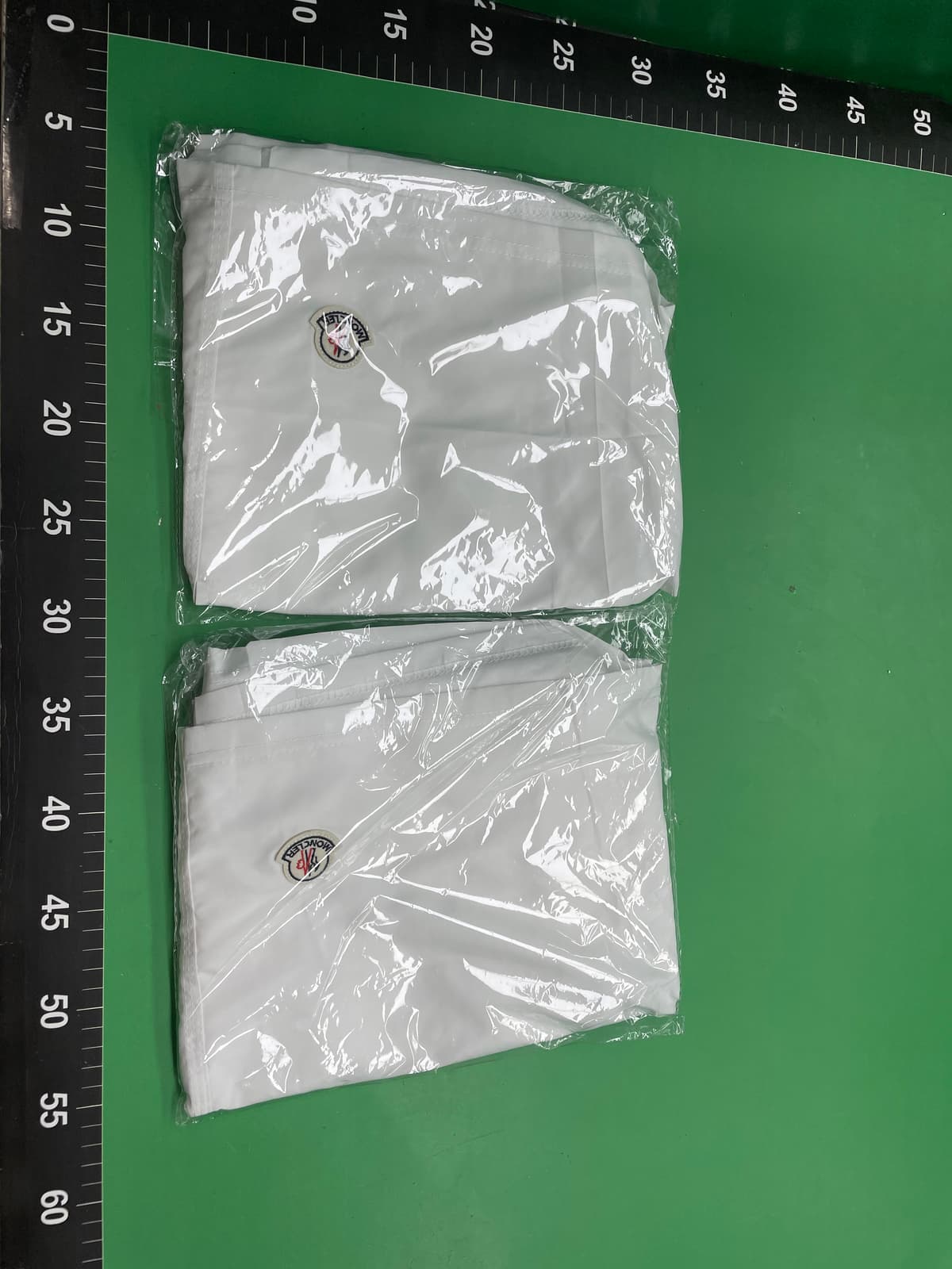 M家 经典运动沙滩裤休闲薄款夏季速干三分裤男士短批发批发男士 — miniatura QC 2