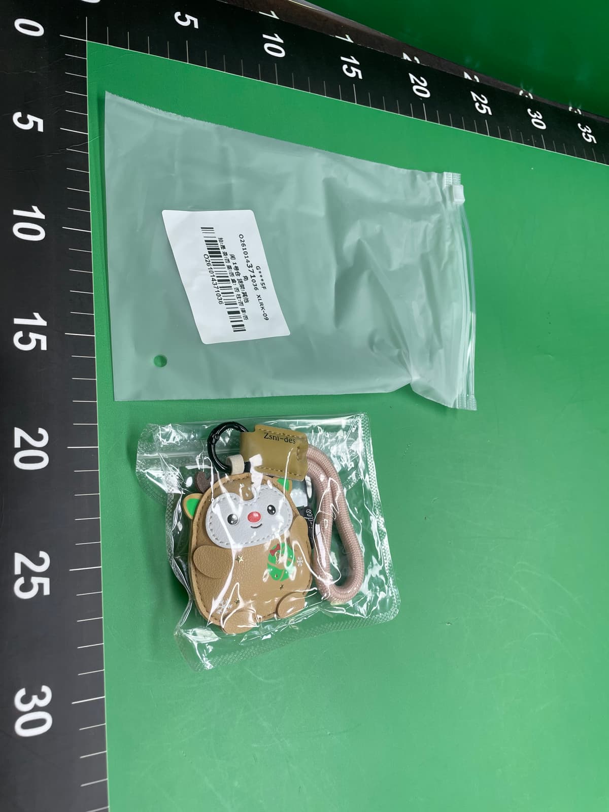 正版原创圣诞老人挂件男女包包汽车钥匙扣卡通可爱皮革挂饰小礼品 — miniatura QC 4