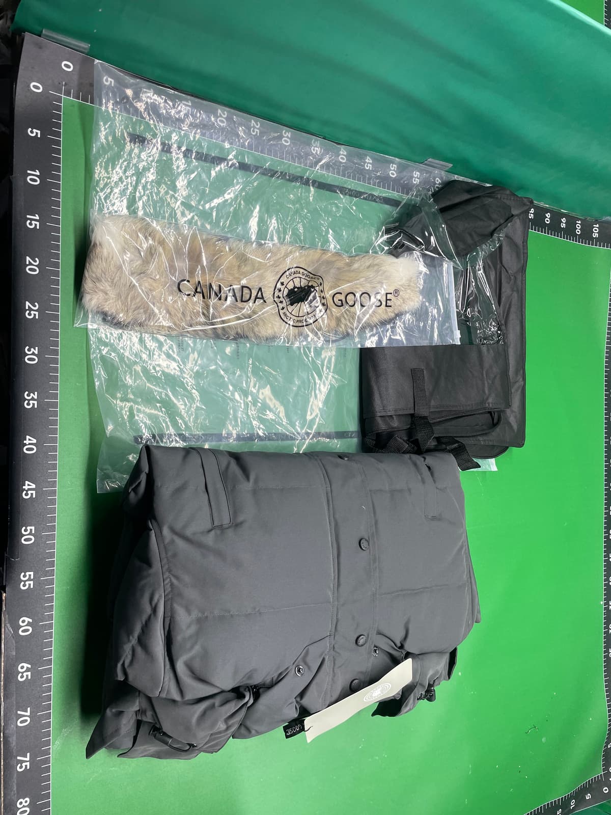 高品质大码鹅Wyndham温德姆29款大口袋男女加厚保暖派克羽绒大衣 — foto QC 1
