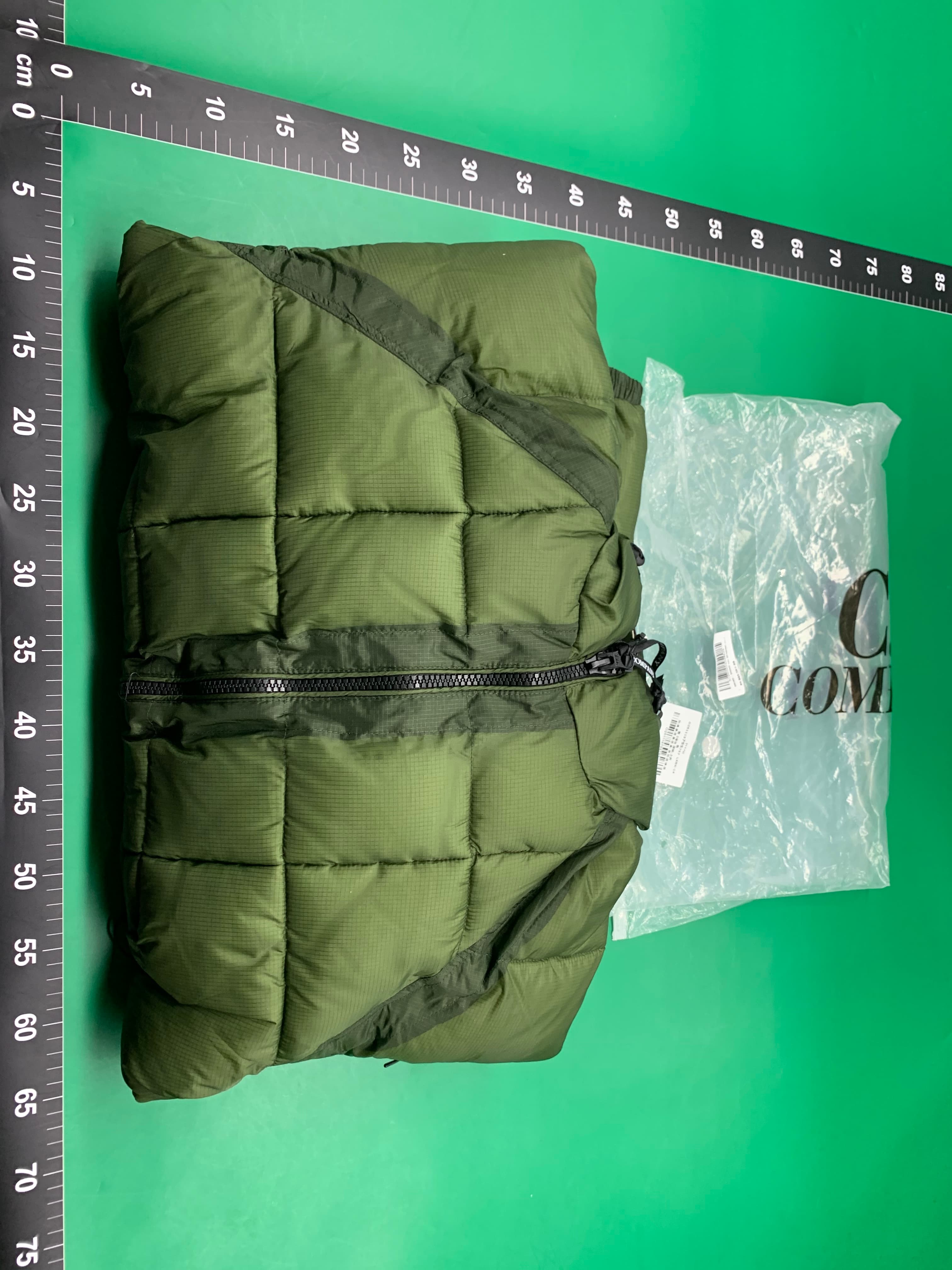 View nice亮面镜片羽绒棉男短款加厚保暖防寒轻盈连帽外套棉服 — miniatura QC 6