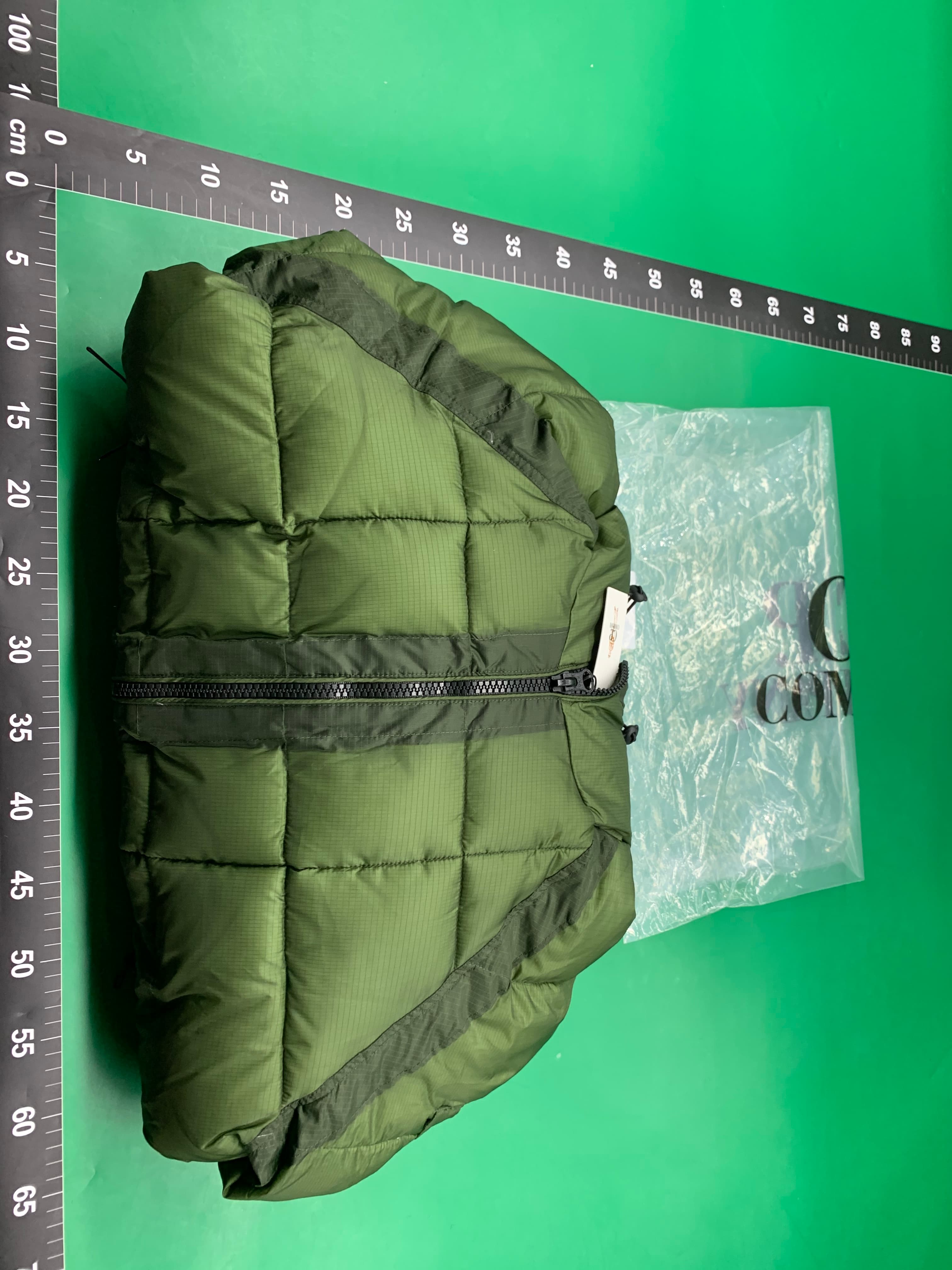 View nice亮面镜片羽绒棉男短款加厚保暖防寒轻盈连帽外套棉服 — miniatura QC 3