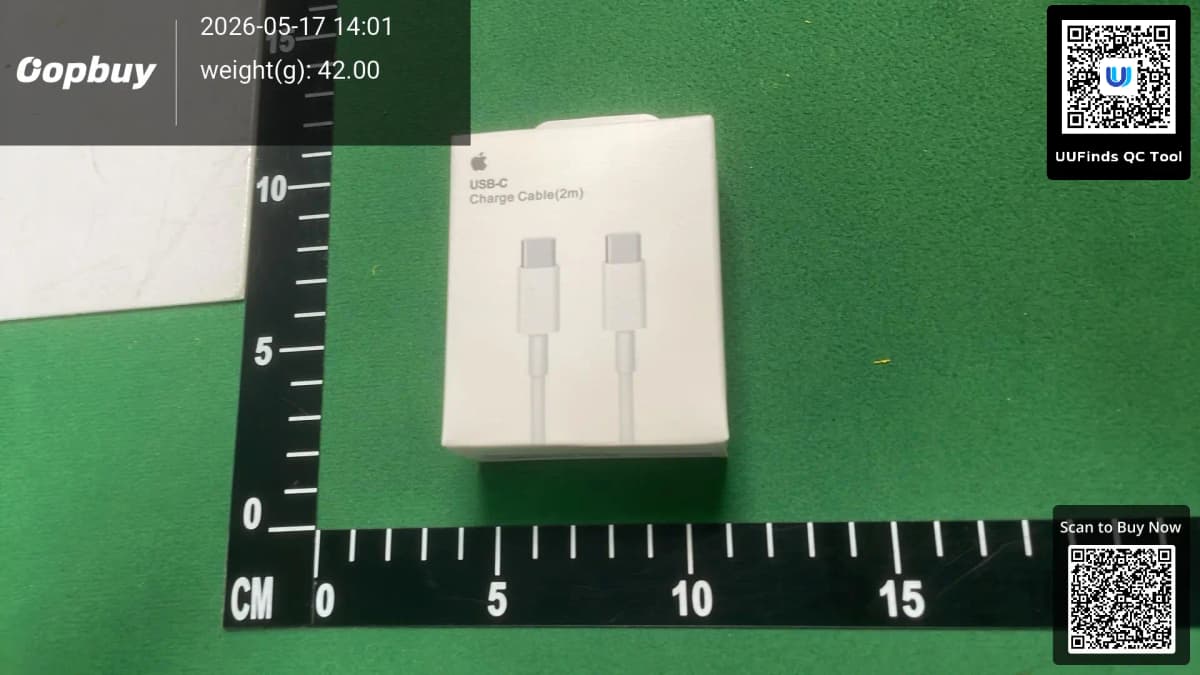 cha.rger and cable — foto QC 1