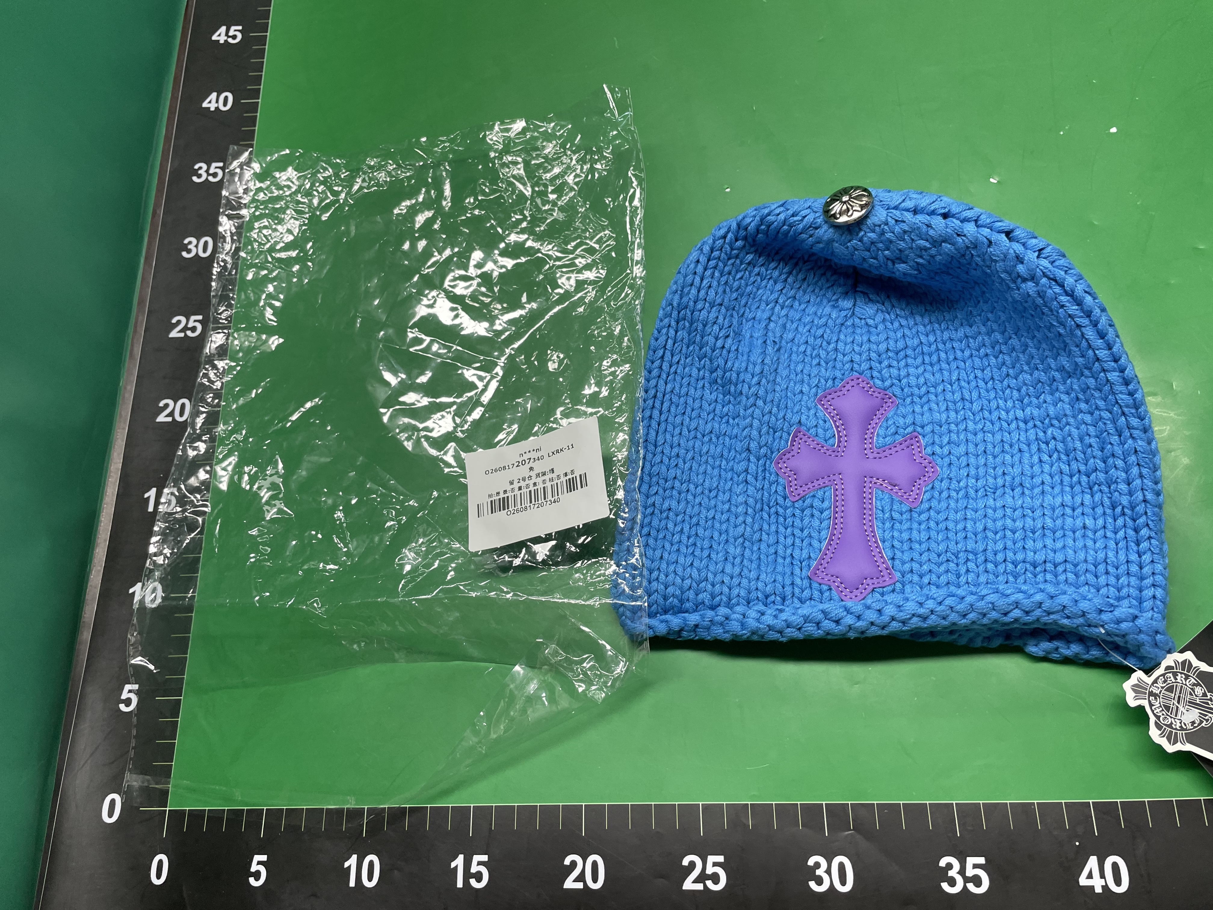 Purple-Blue Hand-Knitted Patchwork Cross-Stitch Wool Hat for Women and Men, with a Stylish American Retro Design That Makes the Face Look Smaller — foto QC 1