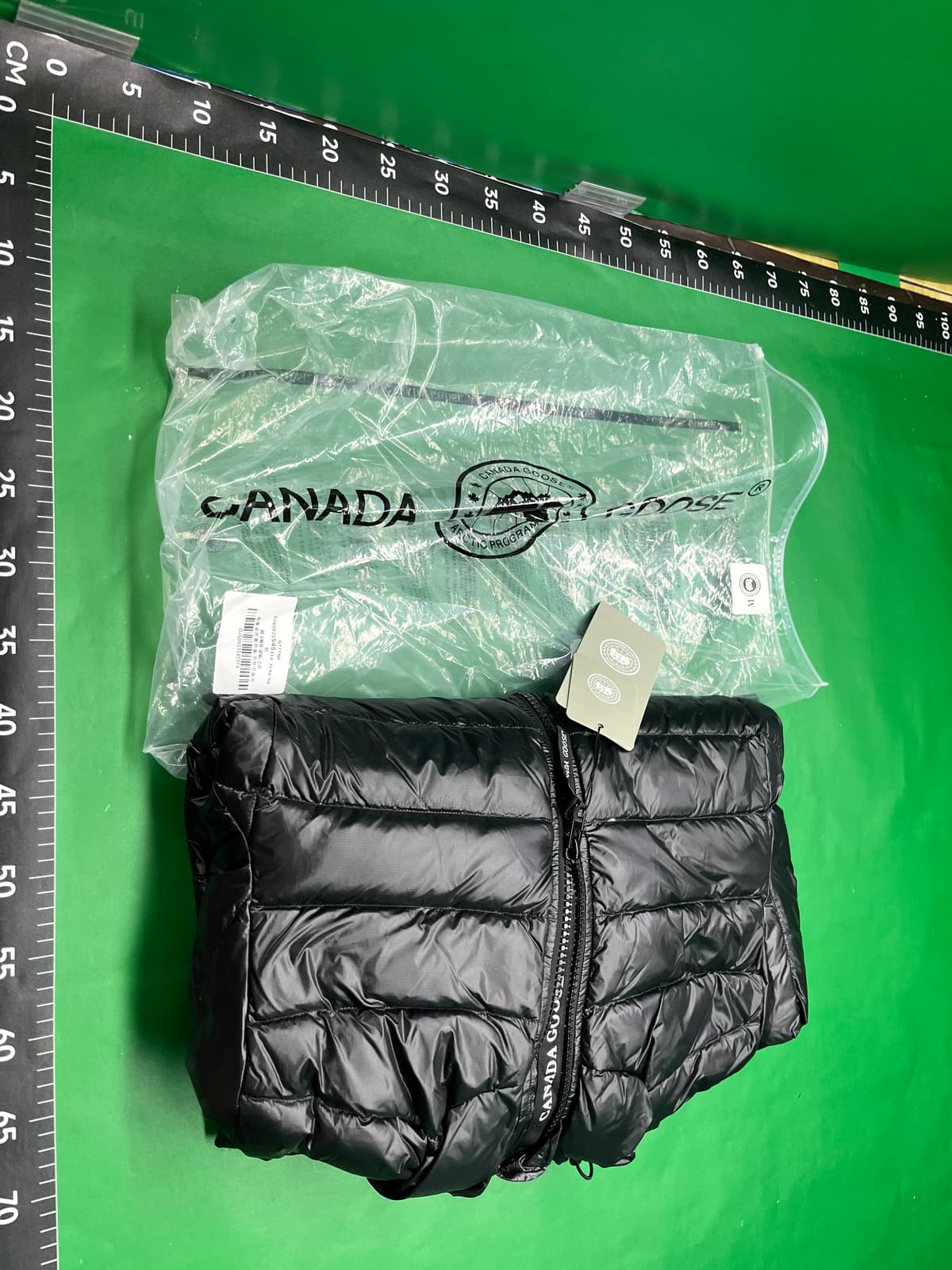 大鹅轻便马甲羽绒服加拿大同款轻量CROFTON情侣背心男女外套2229M — foto QC 1